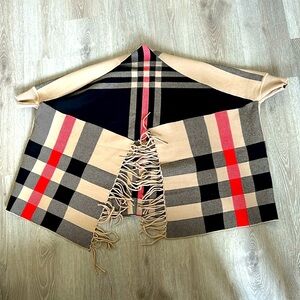 NWOT Women’s Burberry style Reversible Shawl with arms.  One Size